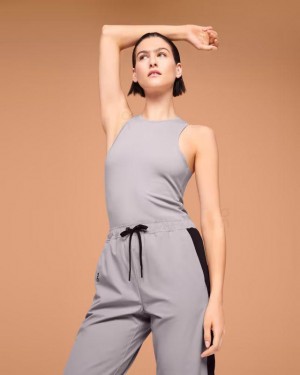 Grey On Cloud Movement Women's Tank Tops | On_IN8141