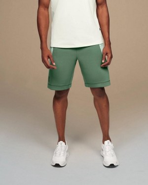 Olive On Cloud Movement Men's Shorts | On_IN8353