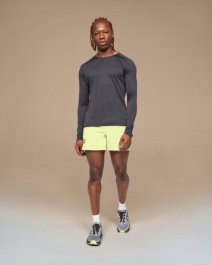 Yellow On Cloud 5" Lightweight Men's Shorts | On_IN8068