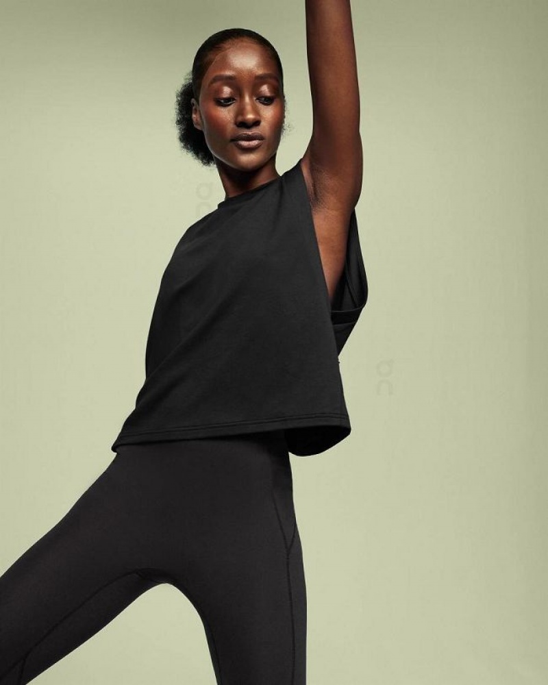 Black On Cloud Focus Crop Women's Tank Tops | On_IN8468
