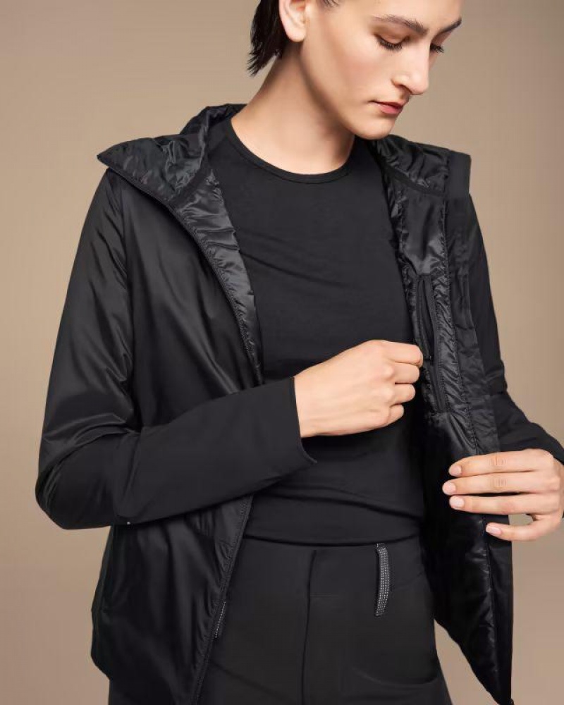Black On Cloud Insulator Women's Jackets | On_IN8519