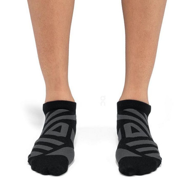 Black On Cloud Performance Low Men's Socks | On_IN8051