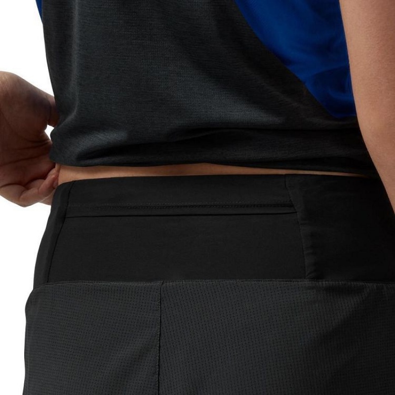 Black On Cloud Race Women's Shorts | On_IN8917