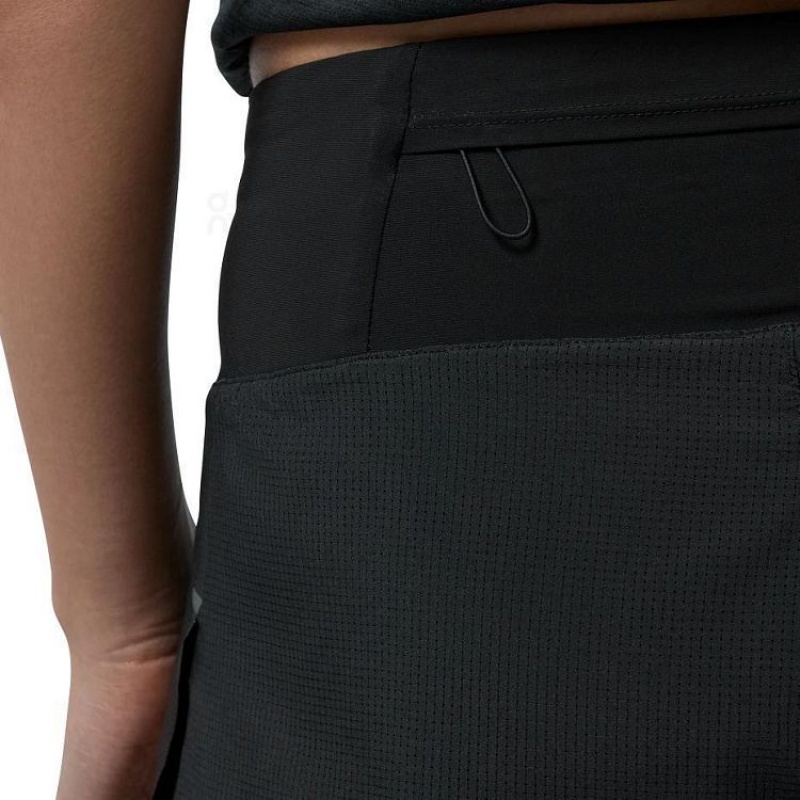 Black On Cloud Race Women's Shorts | On_IN8917