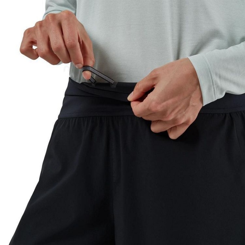 Black On Cloud Running Women's Shorts | On_IN9122