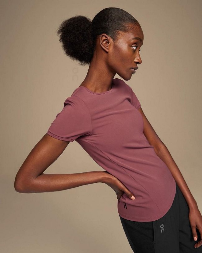 Burgundy On Cloud Movement-T Women's T Shirts | On_IN9148