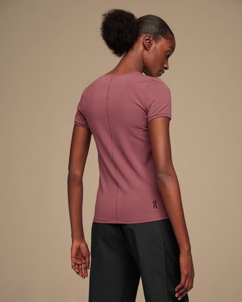 Burgundy On Cloud Movement-T Women's T Shirts | On_IN9148