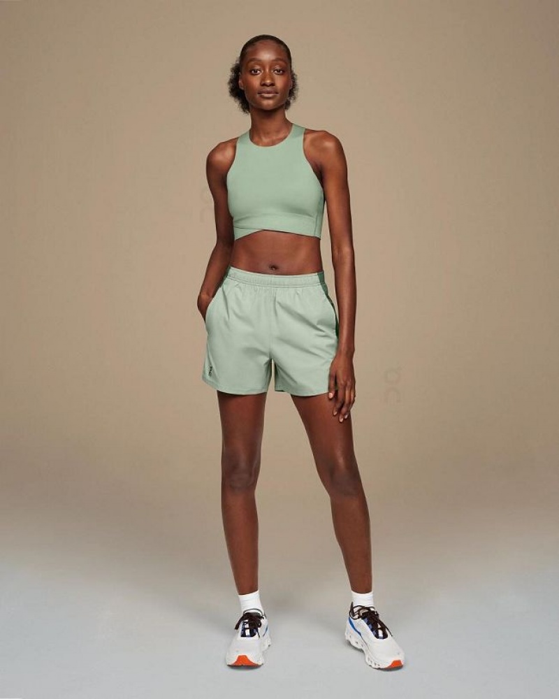 Green On Cloud Essential Women\'s Shorts | On_IN8454