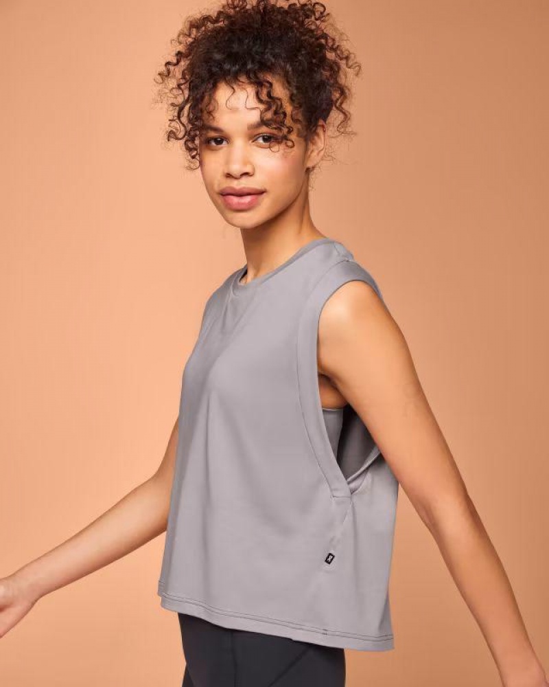 Grey On Cloud Focus Crop Women's Tank Tops | On_IN8494