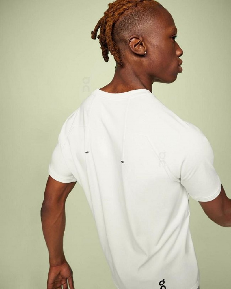 White On Cloud Focus-T Men's T Shirts | On_IN9058