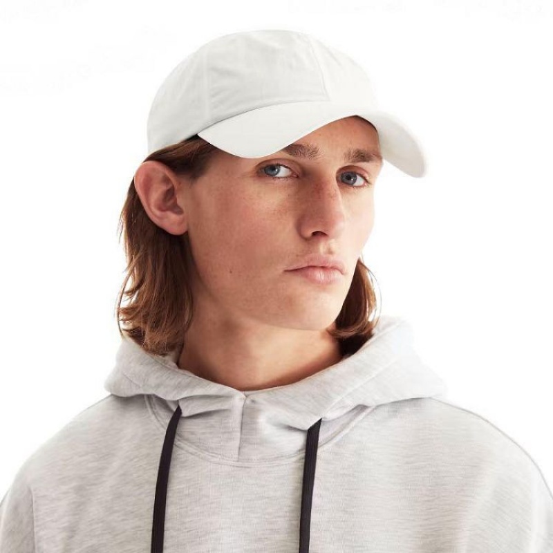 White On Cloud Men's Caps | On_IN8163