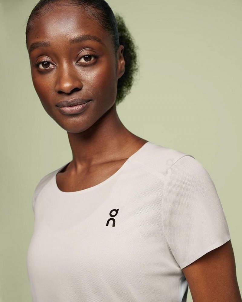 White On Cloud Performance-T Women's T Shirts | On_IN8980