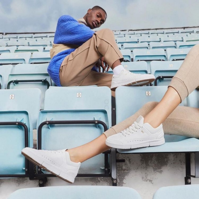 White On Cloud THE ROGER Centre Court Men's Sneakers | On_IN8689