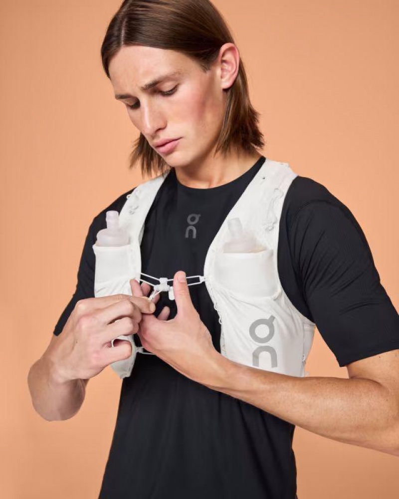 White On Cloud Ultra Vest 10L Men\'s Running | On_IN9015